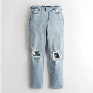 Hollister Ultra High Rise Mom Jean